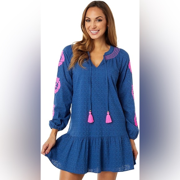 Lilly Pulitzer Lucee Dress in Oyster Bay Navy Bayside Eyelet - Picture 1 of 4